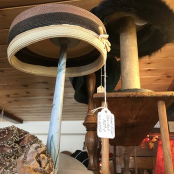 Antiques On Main - Vintage ladies' hats. I'm a fan... bringing hats back. - Antiques Near Me - Pagosa Springs, Colorado Antiques On Main - Vintage ladies' hats. I'm a fan... bringing hats back. - Antiques Near Me - Pagosa Springs, Colorado