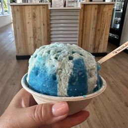 Vanilla snow capped shaved ice Vanilla snow capped shaved ice