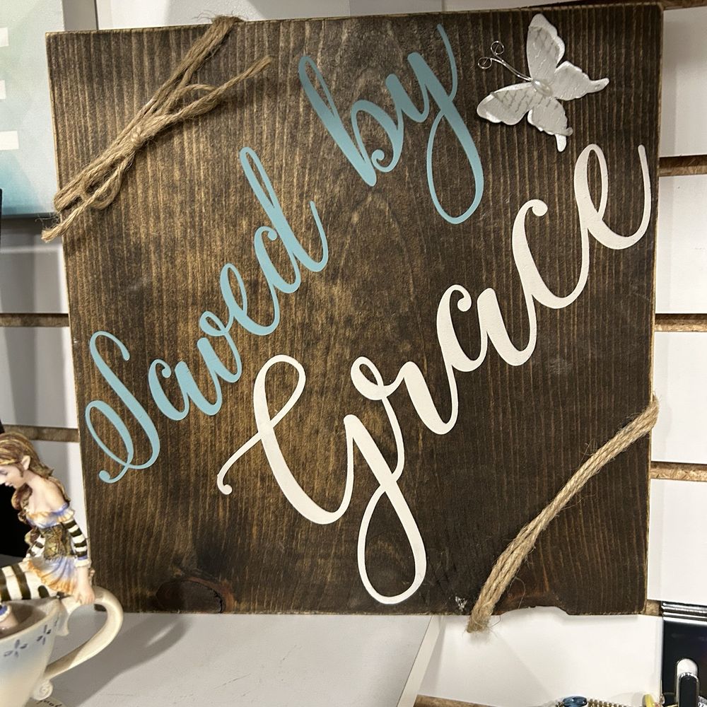 Mission Thrift - Wall hanging - Antiques Near Me - Tacoma, Washington