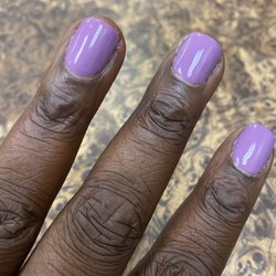 Cyndi's Nails & Spa - Gel manicure