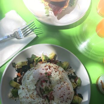Peloton - Meaty Breakfast Burrito Bowl - Bike Repair/Maintenance Near Me - Seattle, Washington