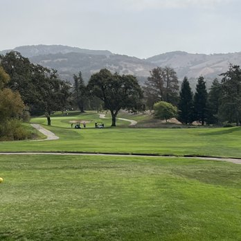 Napa Golf Course - Pretty hole! - Golf Near Me - Napa, California Napa Golf Course - Pretty hole! - Golf Near Me - Napa, California