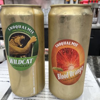 Snoqualmie Falls Brewery - "Crowlers" to go - Brewpubs Near Me - Snoqualmie, Washington