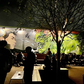 EightyTwo - Bars Near Me - Los Angeles, California