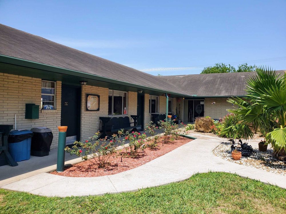 VIPLA FERIA RV PARK 300 E Expy 83, La Feria, Texas RV Parks