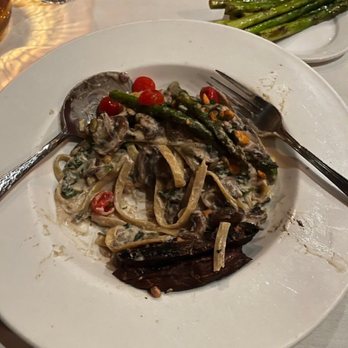 Cafe Aroma - Faux cashew cream sauce. - Italian Near Me - Idyllwild, California