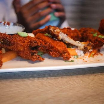 The Landing RoofTop - Wings - Comfort Food Near Me - Melbourne, Florida