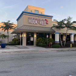 Hook & Reel Cajun Seafood & Bar - Outside