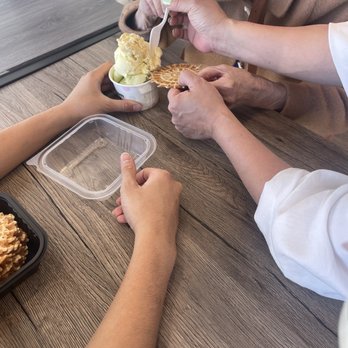 Ant's Ice Cream - Ice Cream & Frozen Yogurt Near Me - Garden Grove, California