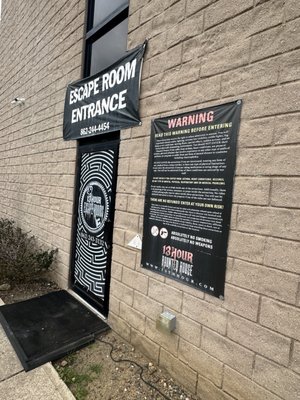 13th Hour Haunted House by null