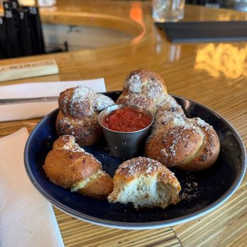 Pali Wine - Garlic knots - Wine Tasting Room Near Me - Anaheim, California Pali Wine - Garlic knots - Wine Tasting Room Near Me - Anaheim, California