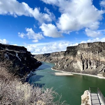 Shoshone Falls Park - Nature, dog, lake, landscape. - Parks Near Me - Twin Falls, Idaho Shoshone Falls Park - Nature, dog, lake, landscape. - Parks Near Me - Twin Falls, Idaho