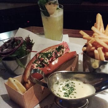 Burger & Lobster - Lobster roll - American Near Me - Mayfair, XGL