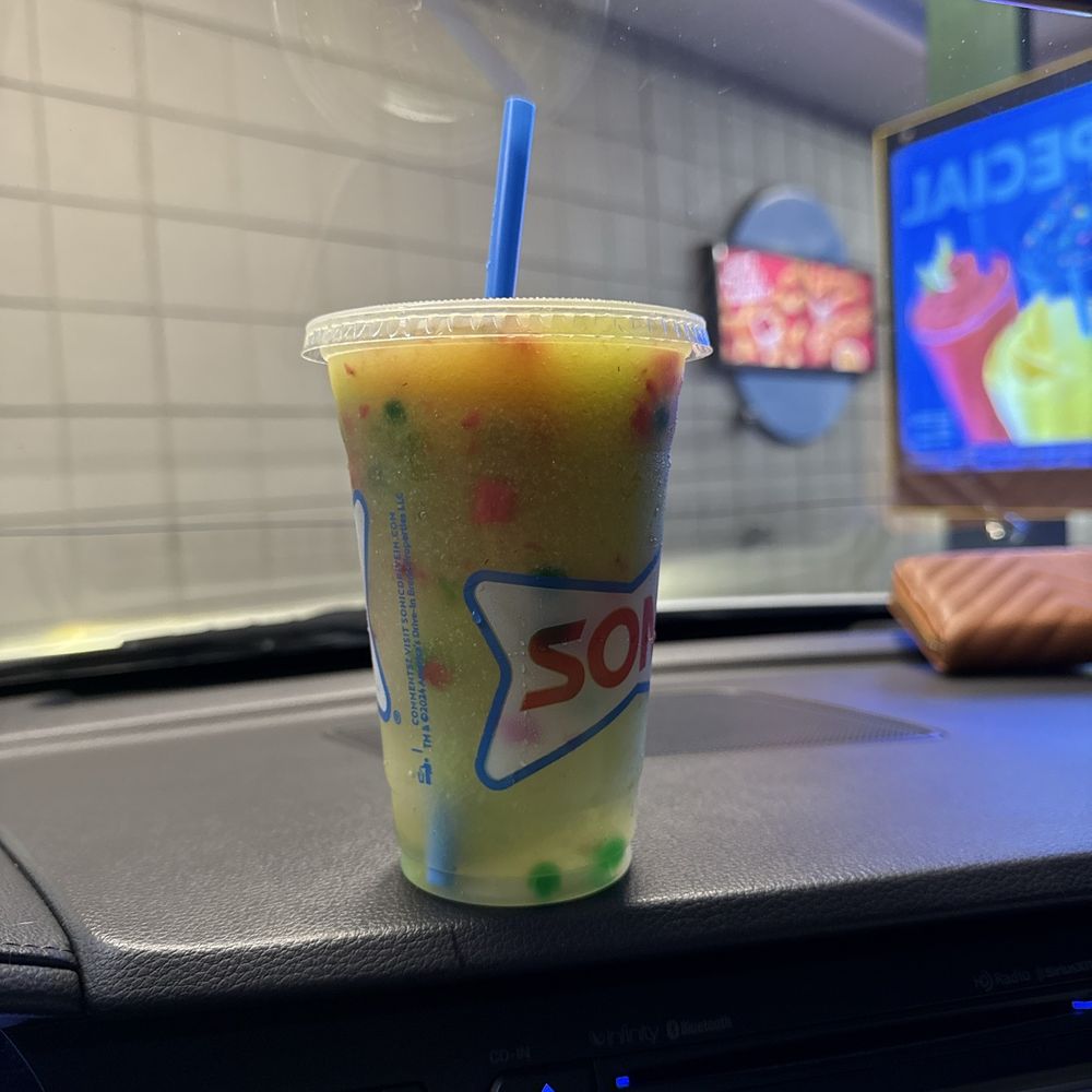 Supposed to be the new gorilla pickle slushy by itself and I ordered a strawberry cheesecake, cream cooler, not a strawberry cream cooler.
