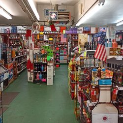 HJM Wine and Spirits - Inside