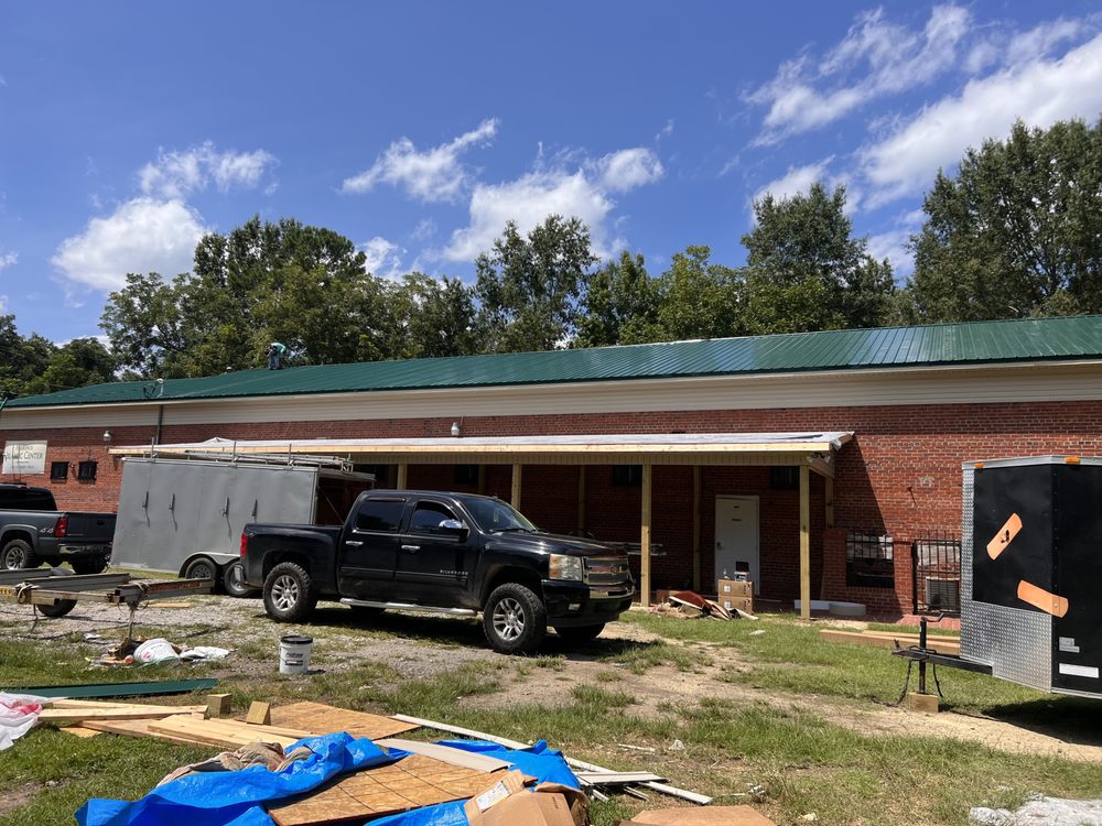 Slide of Tepole Home Improvement