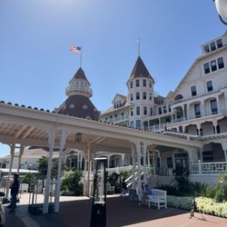 Pedal Beach Tours - Hotel Del Coronado