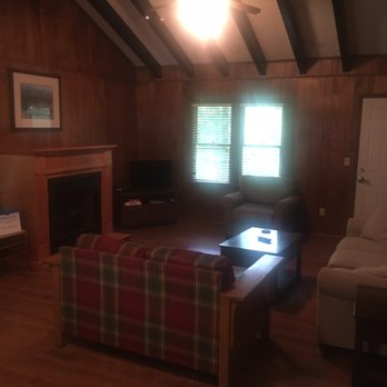 Black Rock Mountain State Park - Living area - Parks Near Me - Mountain City, Georgia