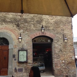 Bar Piazzetta - Proprio davanti alla porta San Matteo