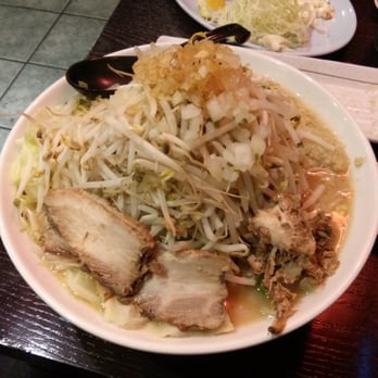Umenoya - Jiro Style with extra Jiro pic 1 - Ramen Near Me - Torrance, California Umenoya - Jiro Style with extra Jiro pic 1 - Ramen Near Me - Torrance, California