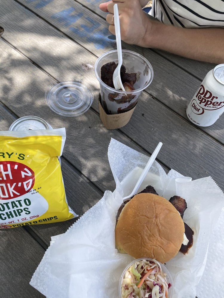 SHREDDERS BBQ Updated September 2024 Staunton, Virginia Barbeque