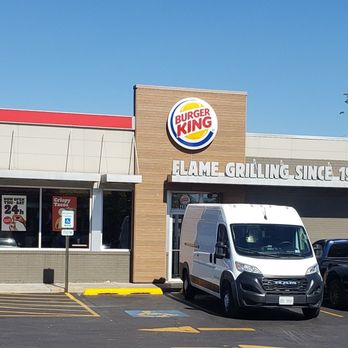 Burger King - The BK on Central Ave, staff keep this location (including the parking lot) very clean - Burgers Near Me - Chicago, Illinois Burger King - The BK on Central Ave, staff keep this location (including the parking lot) very clean - Burgers Near Me - Chicago, Illinois