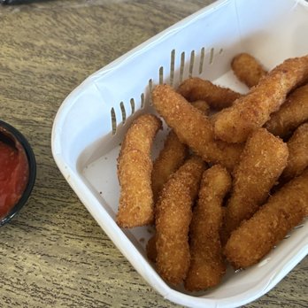 California Fish Grill - Breaded Calamari Starter - Seafood Near Me - Brea, California California Fish Grill - Breaded Calamari Starter - Seafood Near Me - Brea, California
