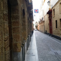 Clínica La Salud - Exterior
