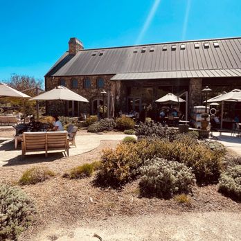 Niner Wine Estates - Wine Tasting Room Near Me - Paso Robles, California Niner Wine Estates - Wine Tasting Room Near Me - Paso Robles, California
