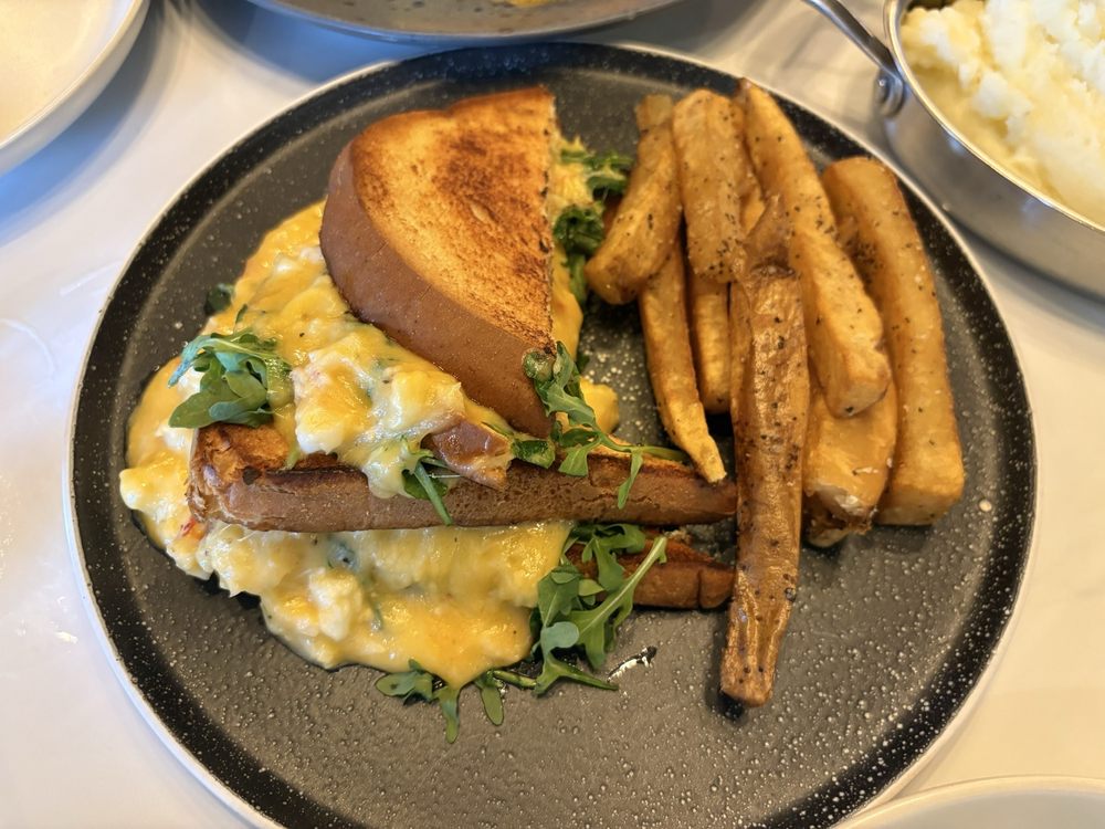 Food from Noble Steak and Oyster