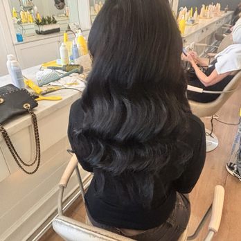Drybar - Burlingame - The old fashioned - Hair Stylists Near Me - Burlingame, California