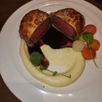 Gordon Ramsay Hell's Kitchen - Beef Wellington - Desserts Near Me - Washington, DC, District of Columbia Gordon Ramsay Hell's Kitchen - Beef Wellington - Desserts Near Me - Washington, DC, District of Columbia