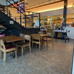 Founding Farmers First Bake Cafe & Creamery - Inside