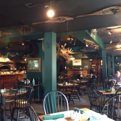 Harraseeket Inn Dining Room - Great food my tummy is happy with my wife's choice
