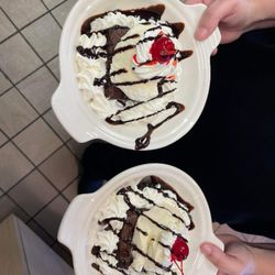 Huddle House