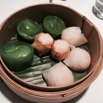 Goldfish - Dim sum prawn platter. The green is spinach prawn. - Chinese Near Me - London, XGL