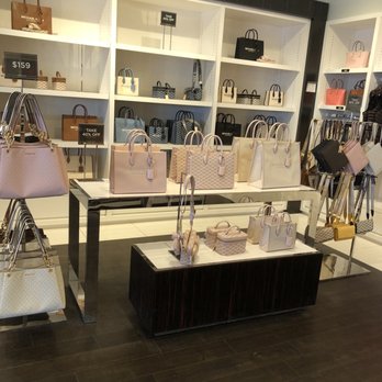 Michael Kors - Accessories Near Me - Albertville, Minnesota Michael Kors - Accessories Near Me - Albertville, Minnesota
