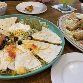 Los Cabos Grill - Quesadilla, flautas - Mexican Near Me - Bremerton, Washington