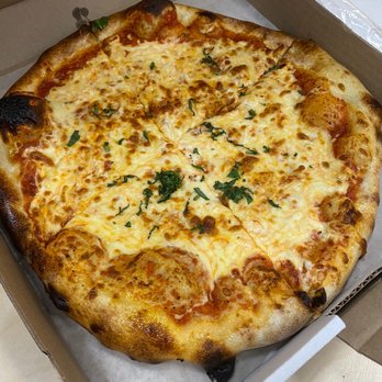 Angela & i Express - Italian Near Me - Eastman, Quebec