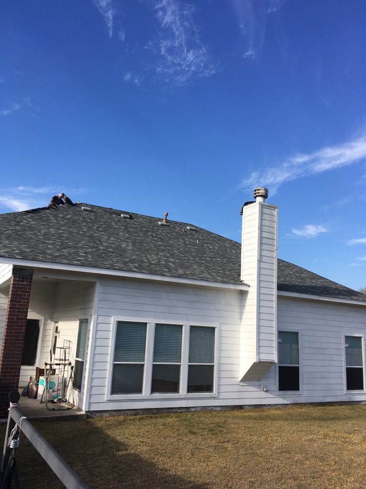 Slide of Sierra Roofing - Baytown