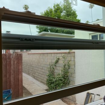 EC Services - Window Washing Near Me - Long Beach, California