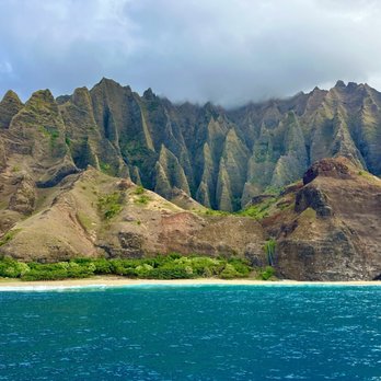 Holoholo Charters - NaPali - Boating Near Me - Eleele, Hawaii