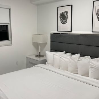 Fortune House Hotel - The bedroom is very clean. - Hotels Near Me - Miami, Florida Fortune House Hotel - The bedroom is very clean. - Hotels Near Me - Miami, Florida