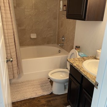 Immaculate Help - Kids Bathroom - Home Cleaning Near Me Immaculate Help - Kids Bathroom - Home Cleaning Near Me