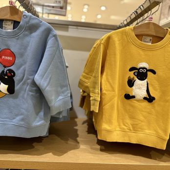 UNIQLO - Women's Clothing Near Me - Daly City, California UNIQLO - Women's Clothing Near Me - Daly City, California