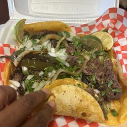 Tacos El Primo - Mini Tacos on corn tortillas!! Meat was seasoned just right and it was so tender!!!!