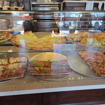 Sal's Gilbert Pizza - Get pizza by the slice - Pizza Near Me - Gilbert, Arizona