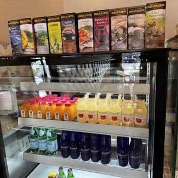 Black Rock Coffee House - Tea and other Drinks - Cafes Near Me - Fairfield, Connecticut