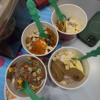 Menchie's Frozen Yogurt - Ice Cream & Frozen Yogurt Near Me - Duluth, Georgia Menchie's Frozen Yogurt - Ice Cream & Frozen Yogurt Near Me - Duluth, Georgia