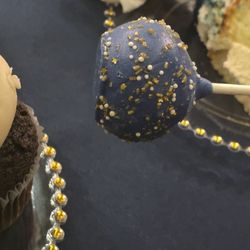 Ady Cakes - Cake